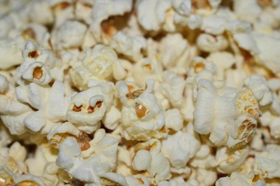 jak zrobić popcorn maślany w garnku